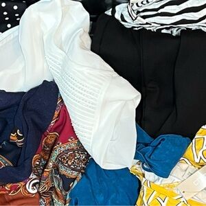 Chico’s 7 Piece Not-So-Mystery Box Various Sizes